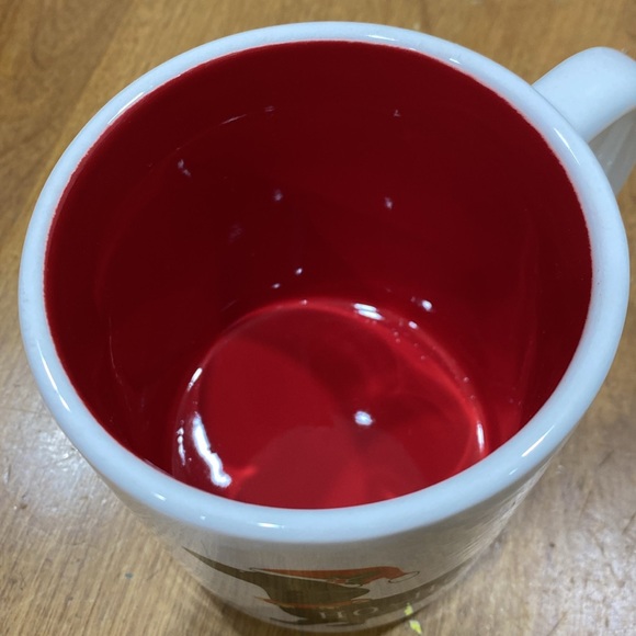 NWOT. 20oz. “Holiday Doxie”, ceramic mug. - Picture 3 of 9